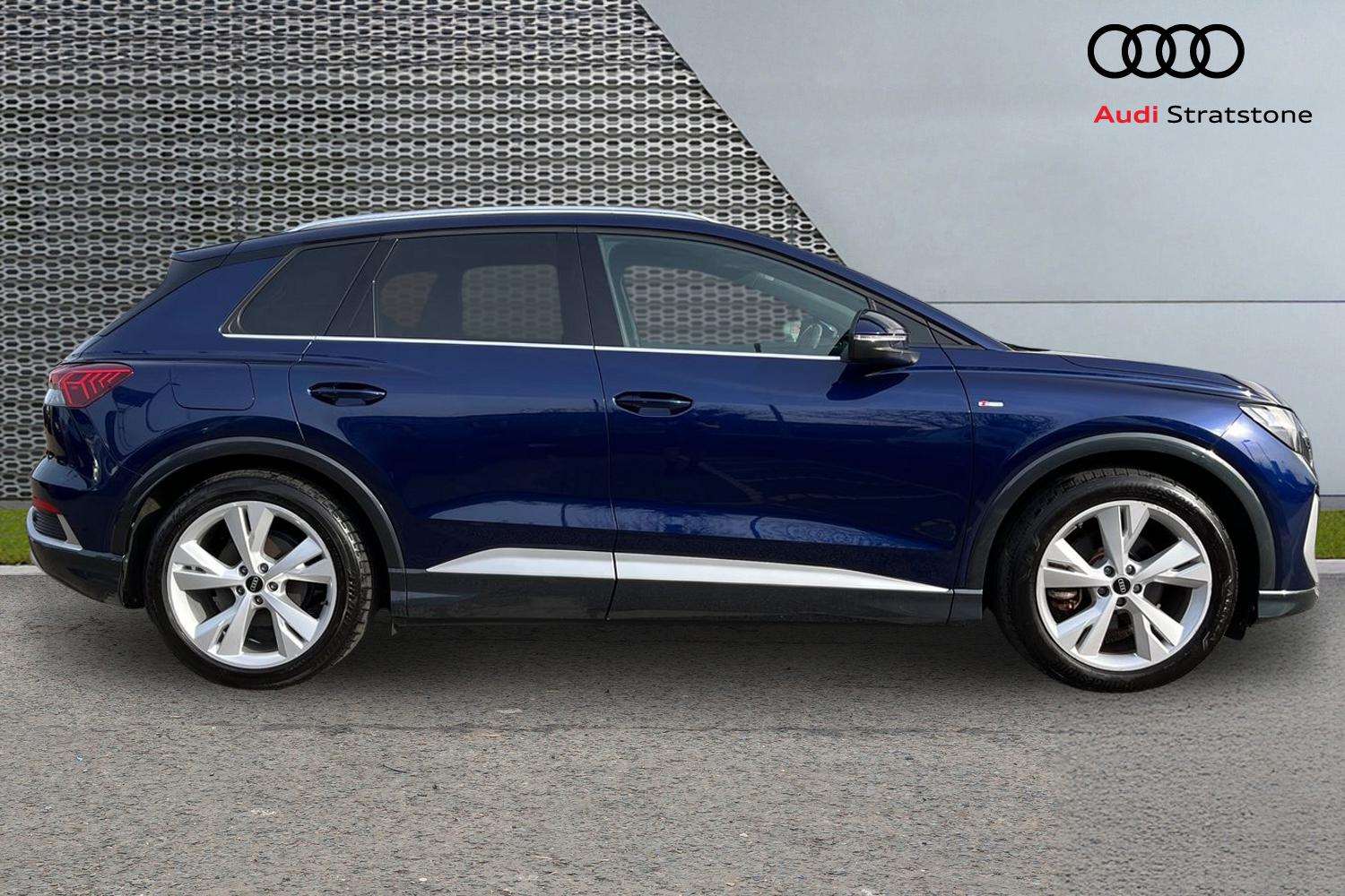 Used Audi Q4 e-tron 2021 for sale - 77996020: Photo 4