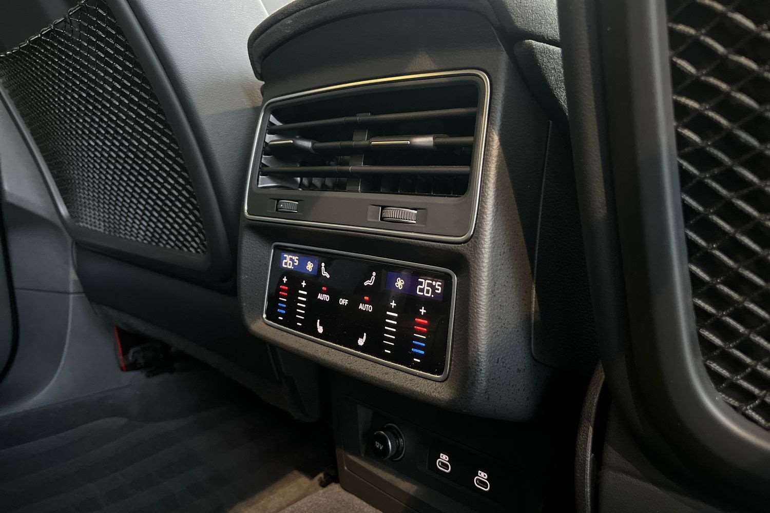 Used Audi RS Q8 2023 for sale - 77648862: Photo 23