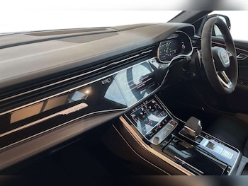 Used Audi RS Q8 2023 for sale - 77648862: Photo