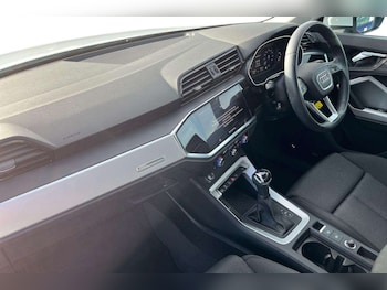 Used Audi Q3 2023 for sale - 78893381: Photo