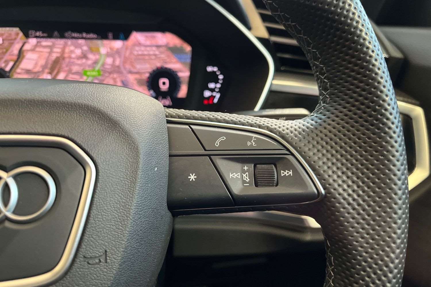 Used Audi Q3 2023 for sale - 77076674: Photo 17