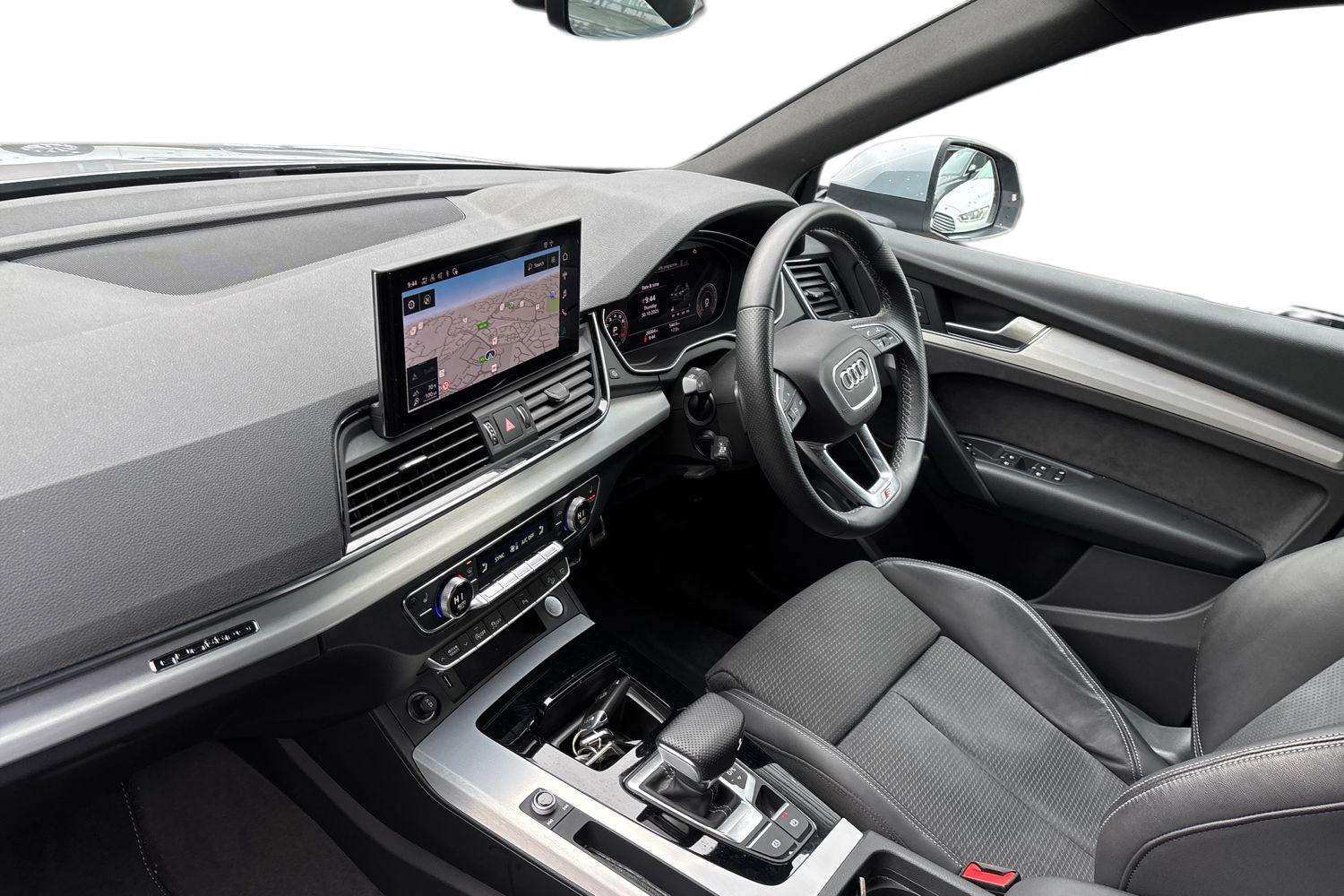 Used Audi Q5 2021 for sale - 76540810: Photo 2