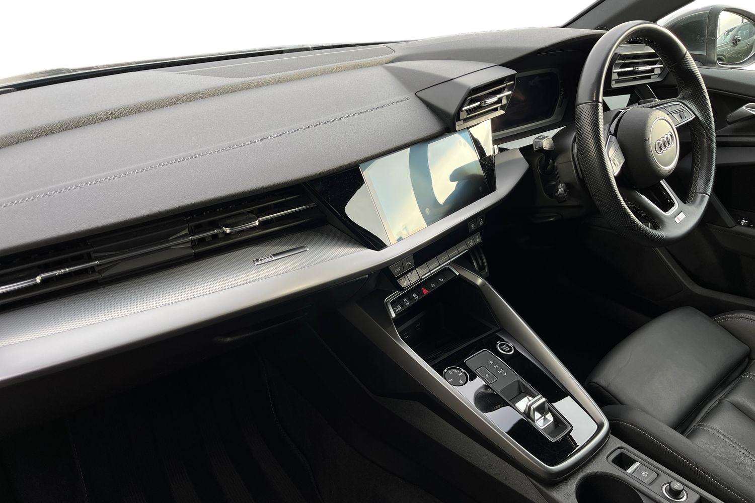 Used Audi A3 2023 for sale - 76553281: Photo 2