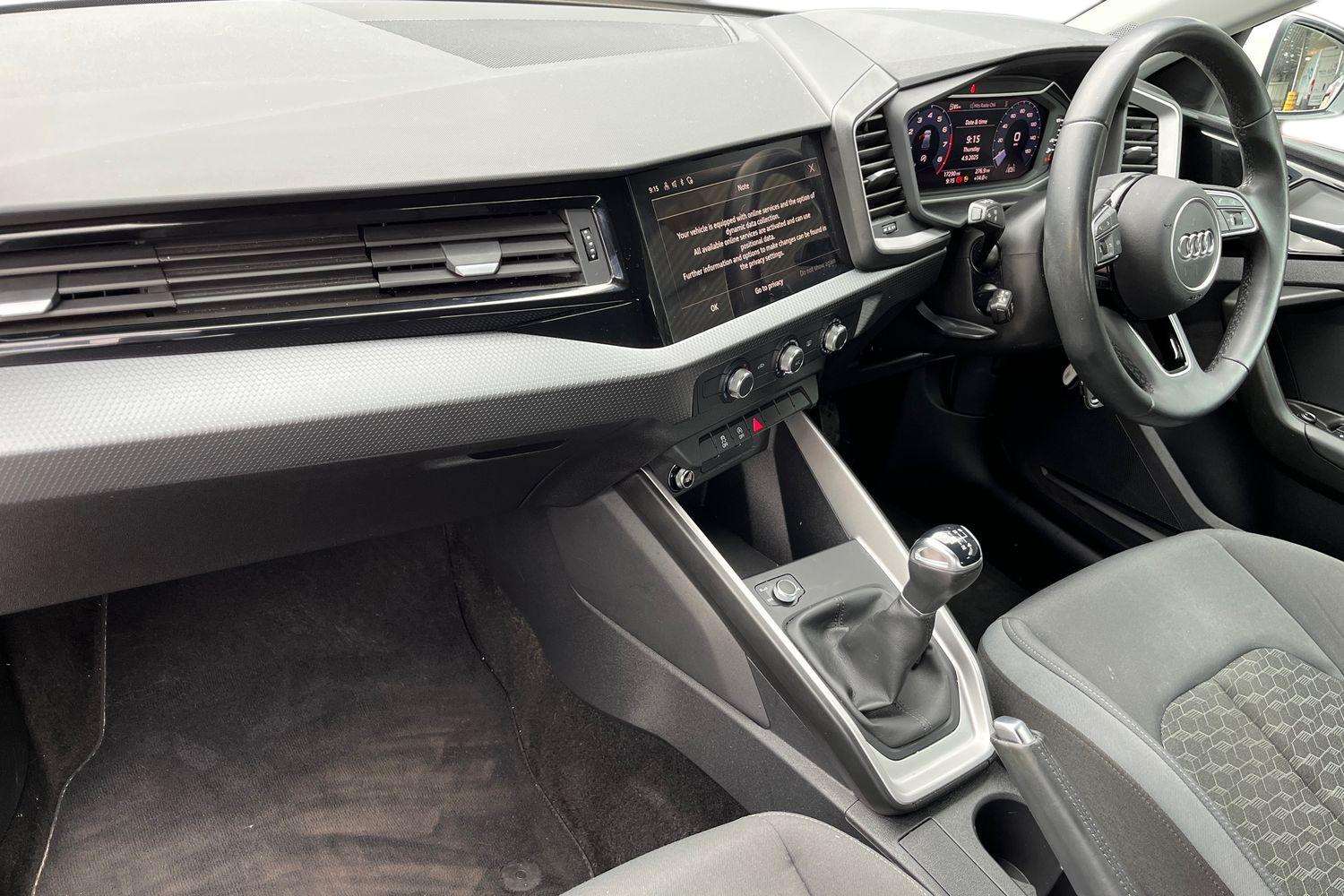 Used Audi A1 2023 for sale - 77373733: Photo 2