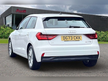 Used Audi A1 2023 for sale - 77373733: Photo
