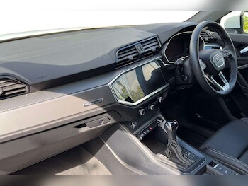 Used Audi Q3 2024 for sale - 78551432: Photo