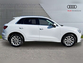 Used Audi Q3 2023 for sale - 78174017: Photo