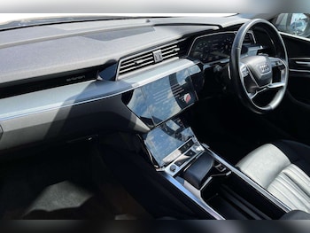Used Audi e-tron 2020 for sale - 78787320: Photo
