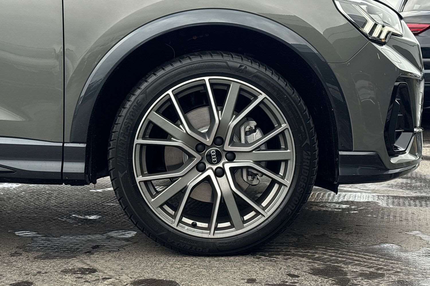 Used Audi Q3 2025 for sale - 76902342: Photo 5