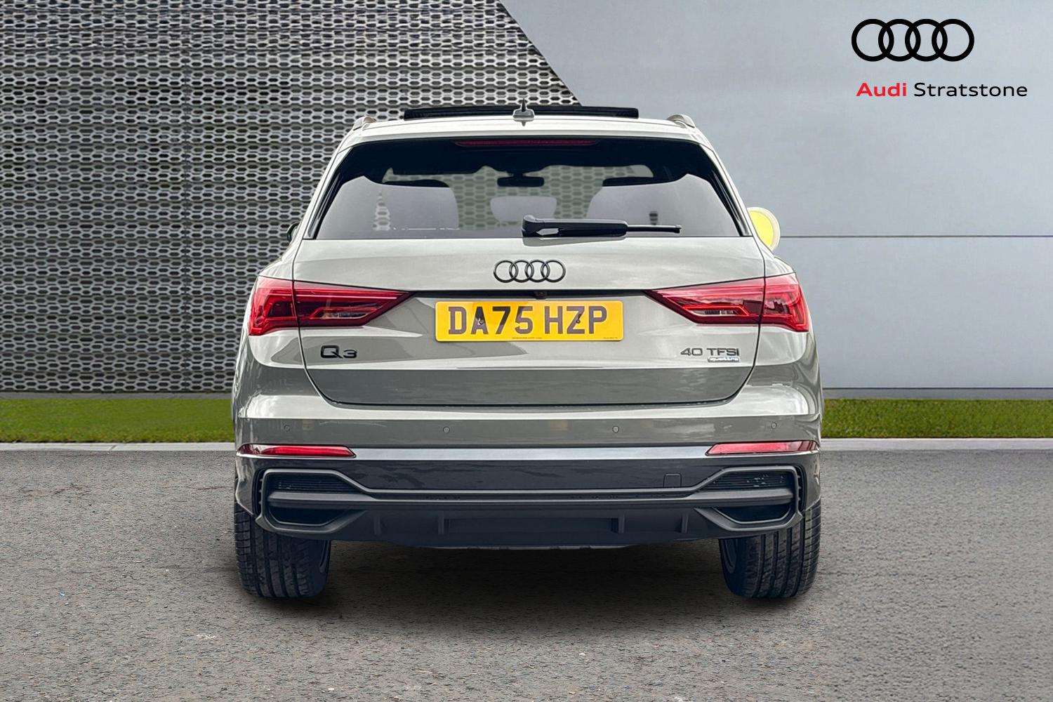 Used Audi Q3 2025 for sale - 76902342: Photo 7