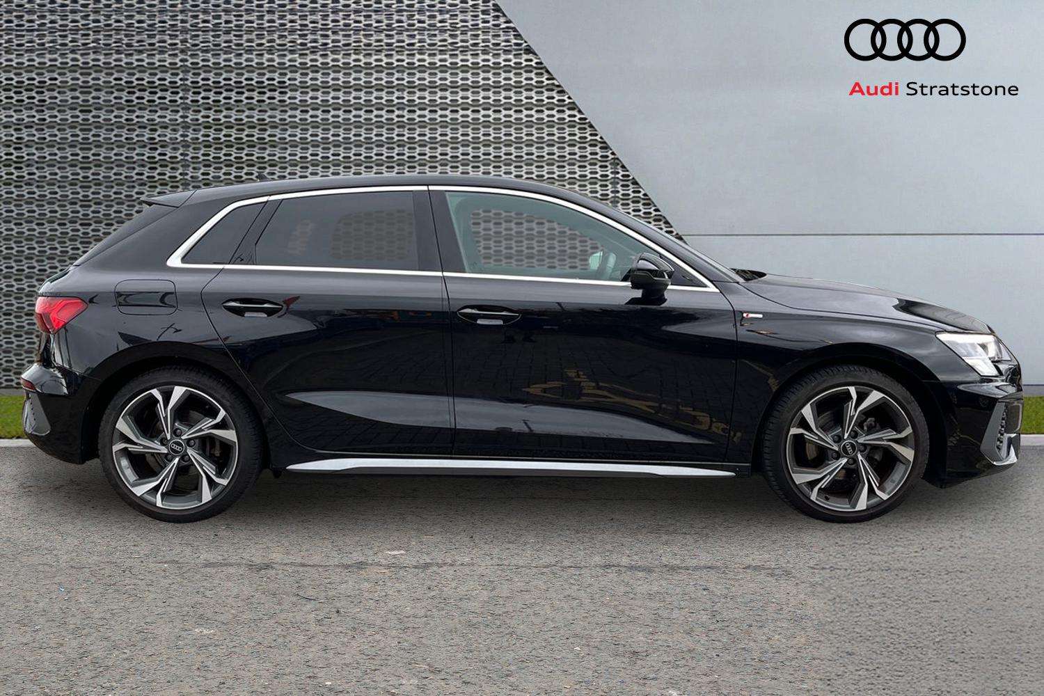 Used Audi A3 2024 for sale - 77686531: Photo 4