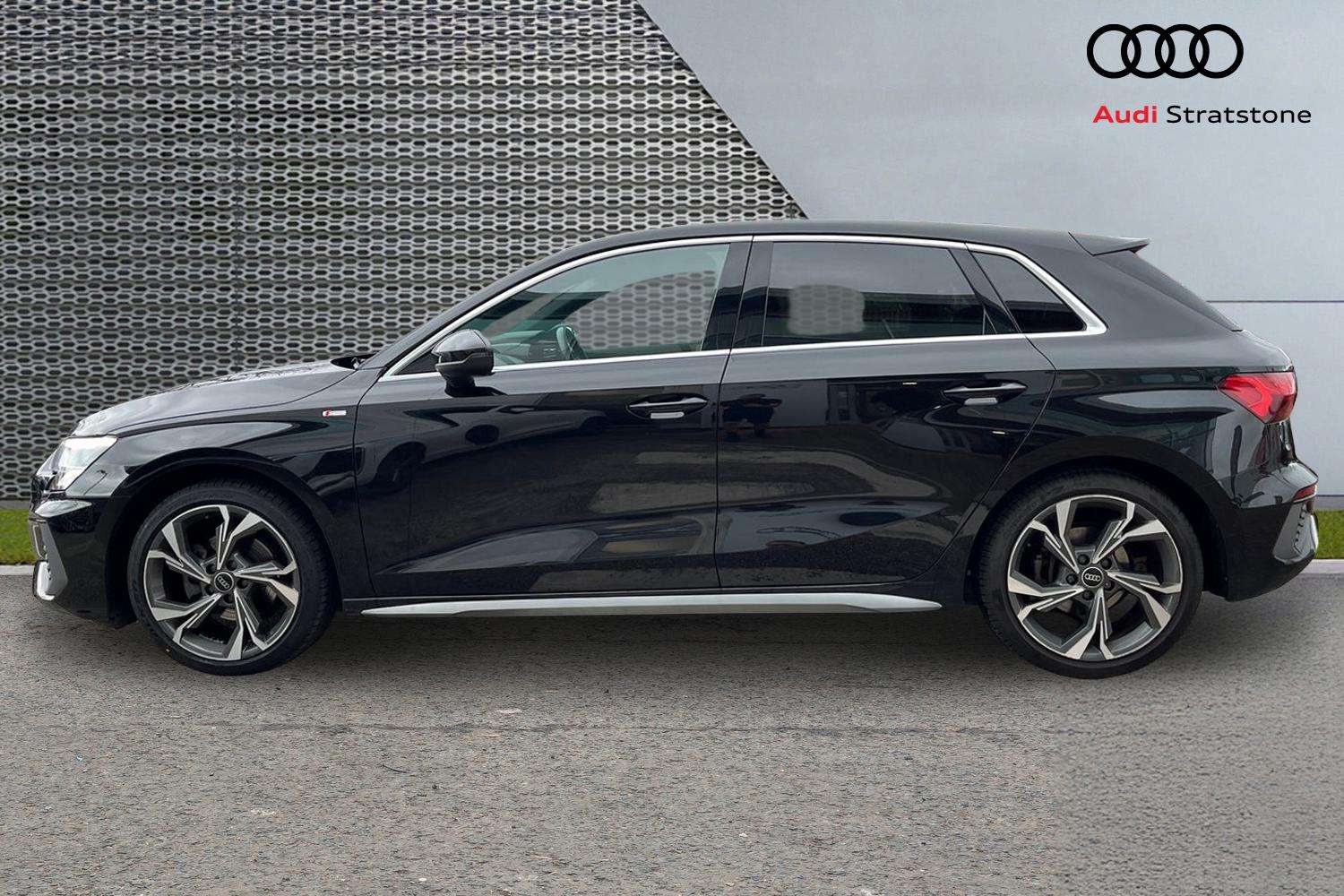 Used Audi A3 2024 for sale - 77686531: Photo 8