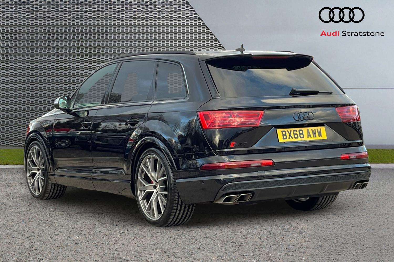 Used Audi Q7 2018 for sale - 77112393: Photo 3