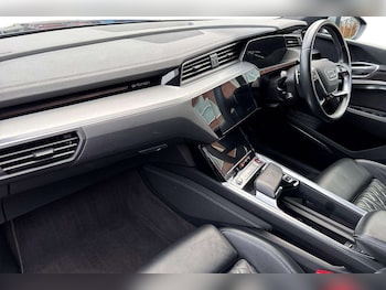 Used Audi e-tron 2021 for sale - 78451871: Photo