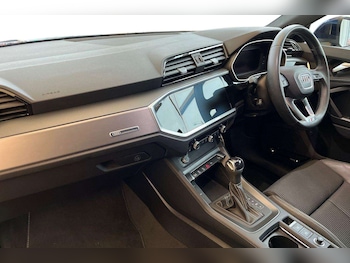 Used Audi Q3 2021 for sale - 76141584: Photo