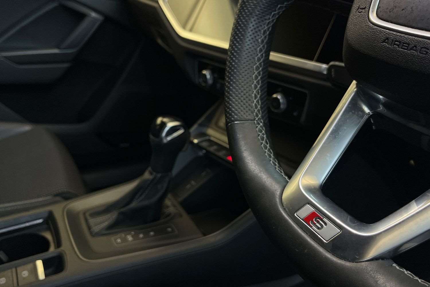 Used Audi Q3 2021 for sale - 76141584: Photo 32