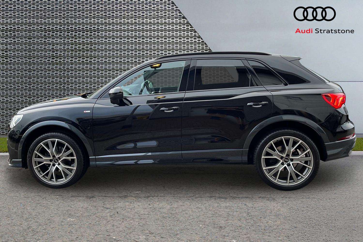 Used Audi Q3 2024 for sale - 76955233: Photo 8