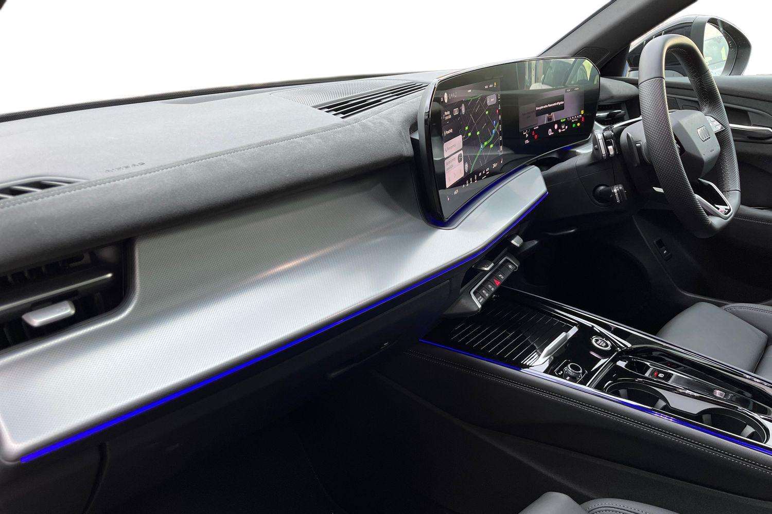 Used Audi Q3 for sale - 78104237: Photo 2