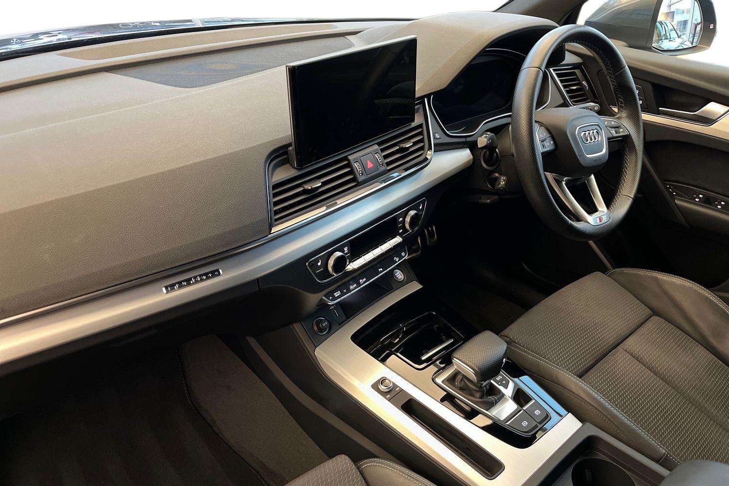 Used Audi Q5 2023 for sale - 77068688: Photo 2