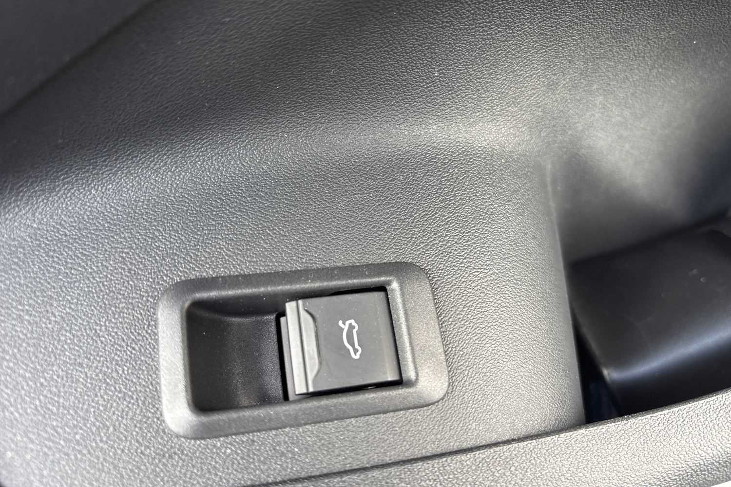 Used Audi Q6 e-tron 2025 for sale - 77178765: Photo 31