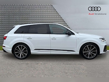 Used Audi Q7 2024 for sale - 78775153: Photo