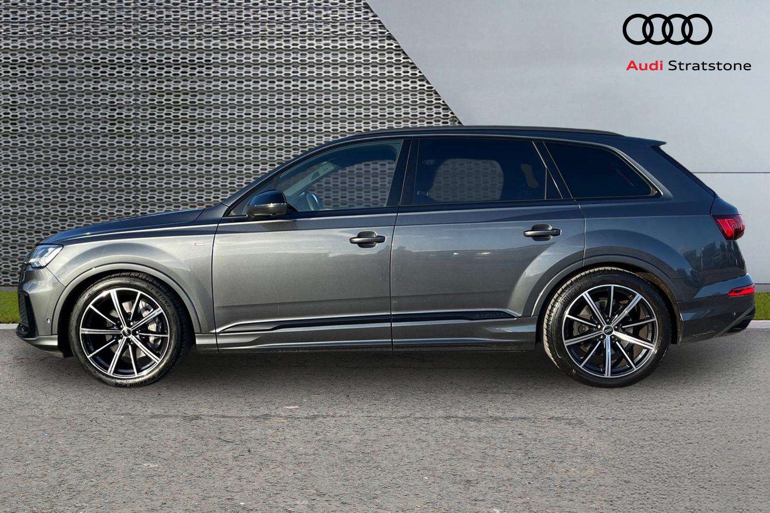 Used Audi Q7 2023 for sale - 77401690: Photo 8
