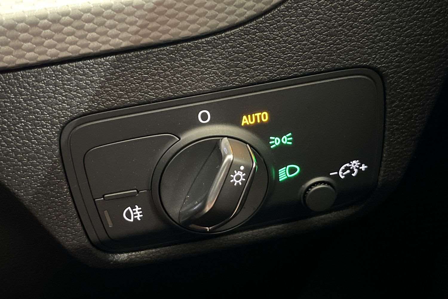 Used Audi Q2 2025 for sale - 77628195: Photo 32