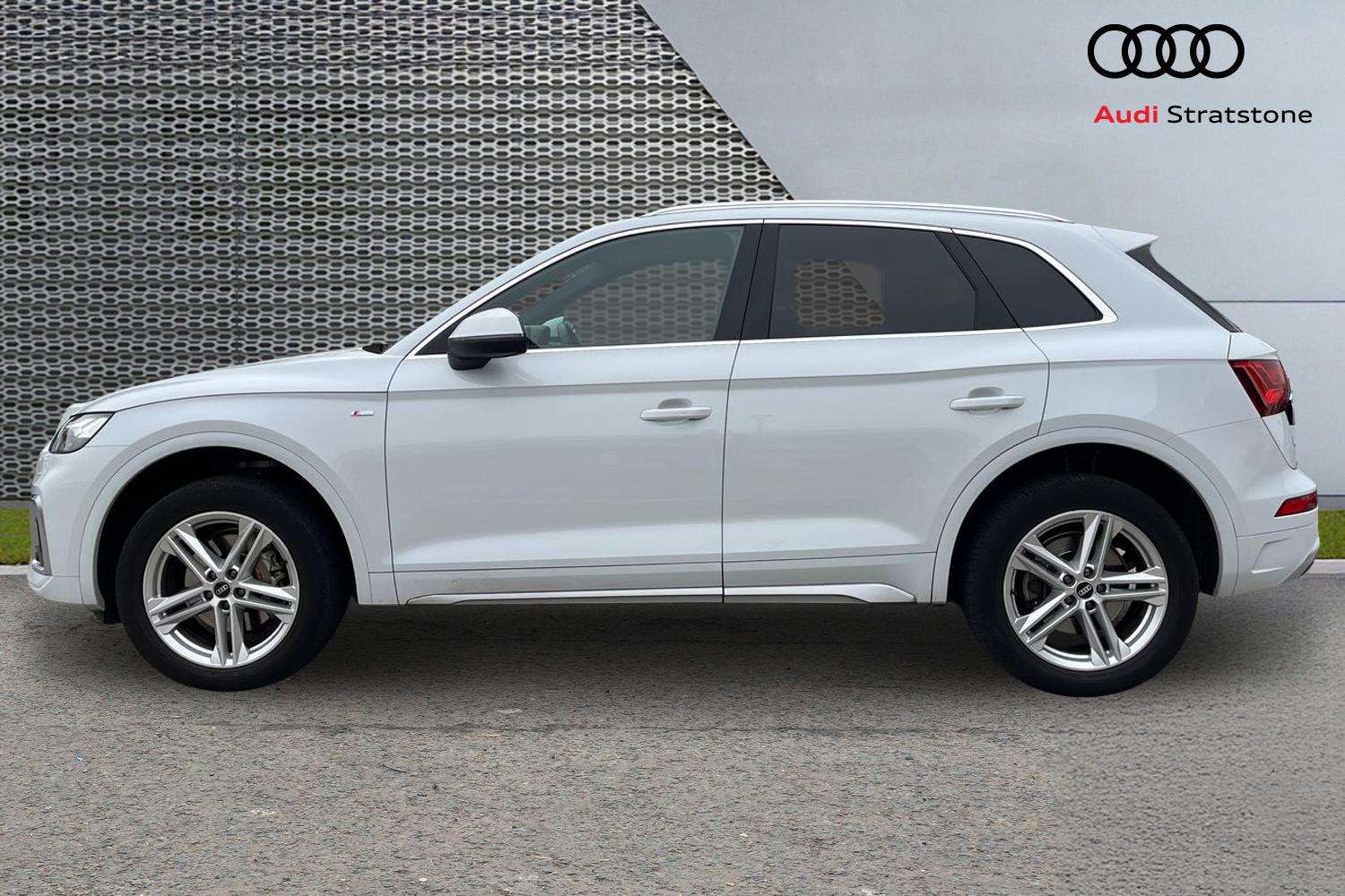 Used Audi Q5 2020 for sale - 76298424: Photo 8