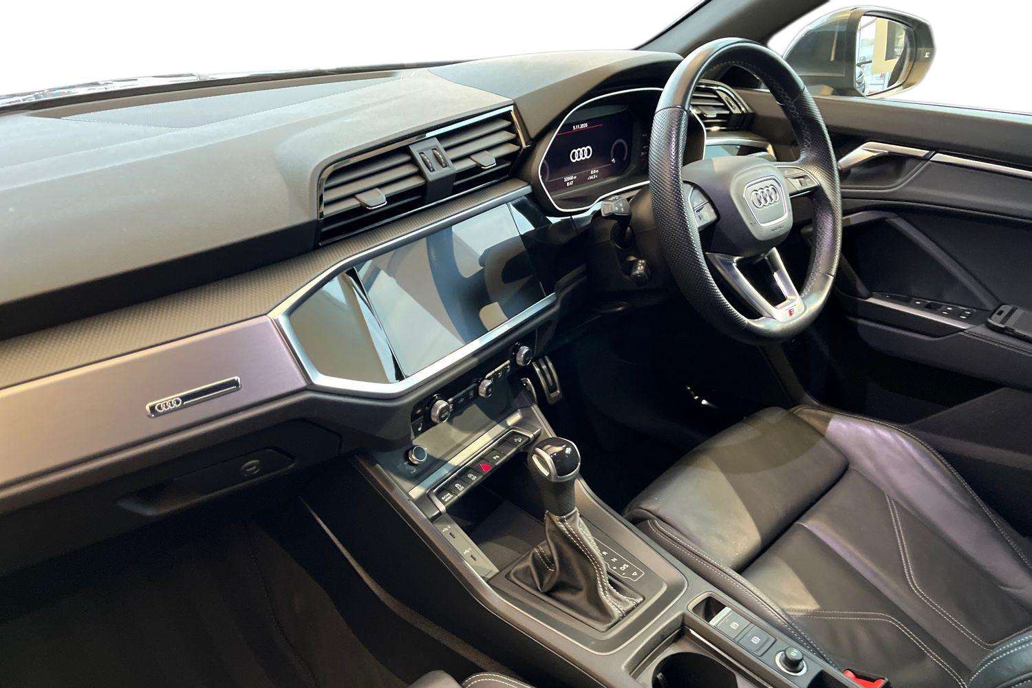 Used Audi Q3 2023 for sale - 76488003: Photo 2