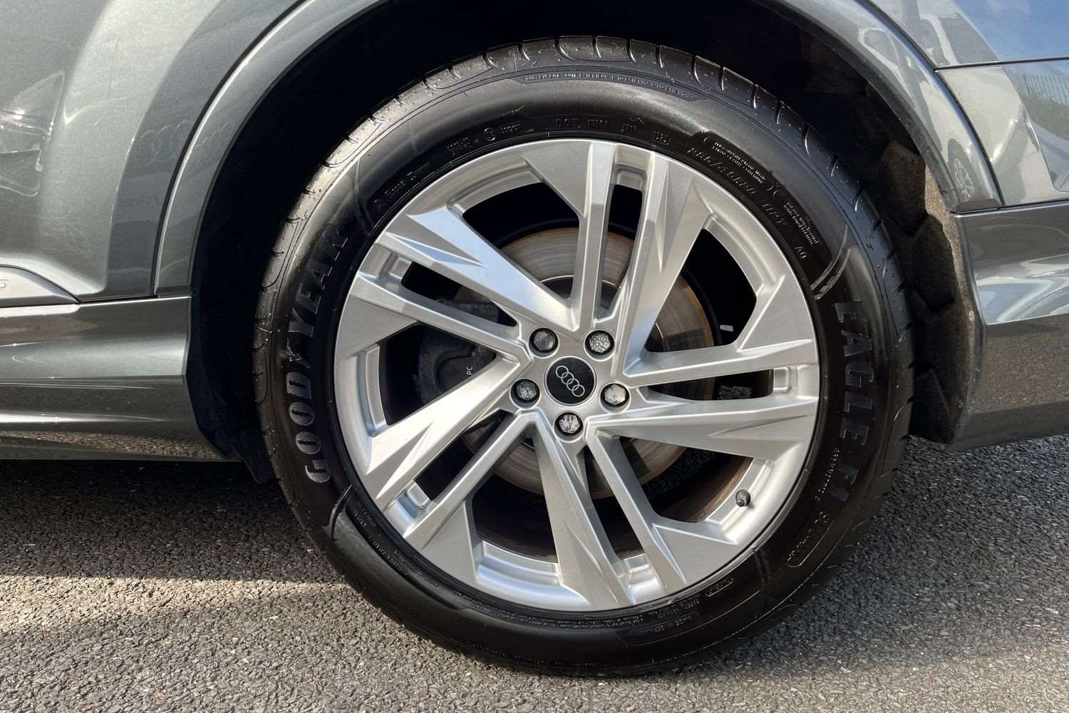 Used Audi Q7 2023 for sale - 76034836: Photo 10