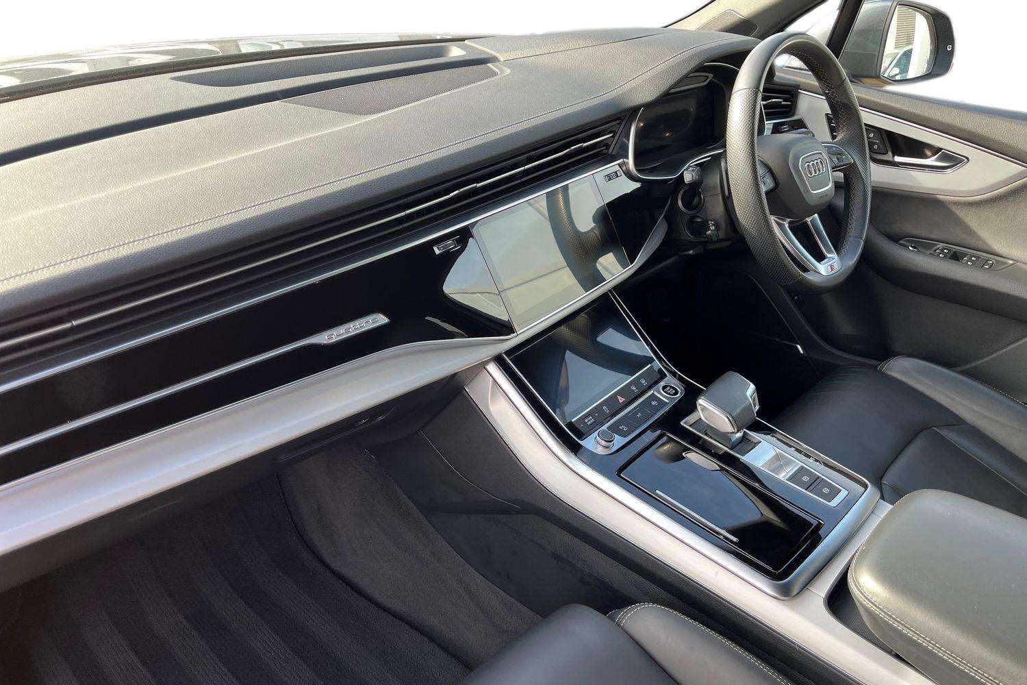 Used Audi Q7 2023 for sale - 76034836: Photo 2