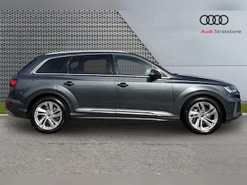 Used Audi Q7 2023 for sale - 76034836: Photo 4
