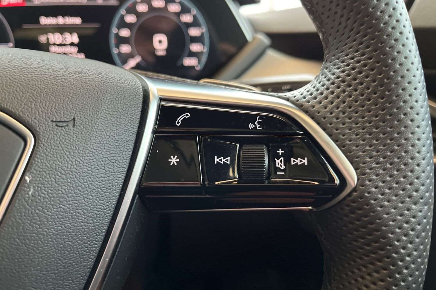 Used Audi e-tron GT 2022 for sale - 77068619: Photo 17