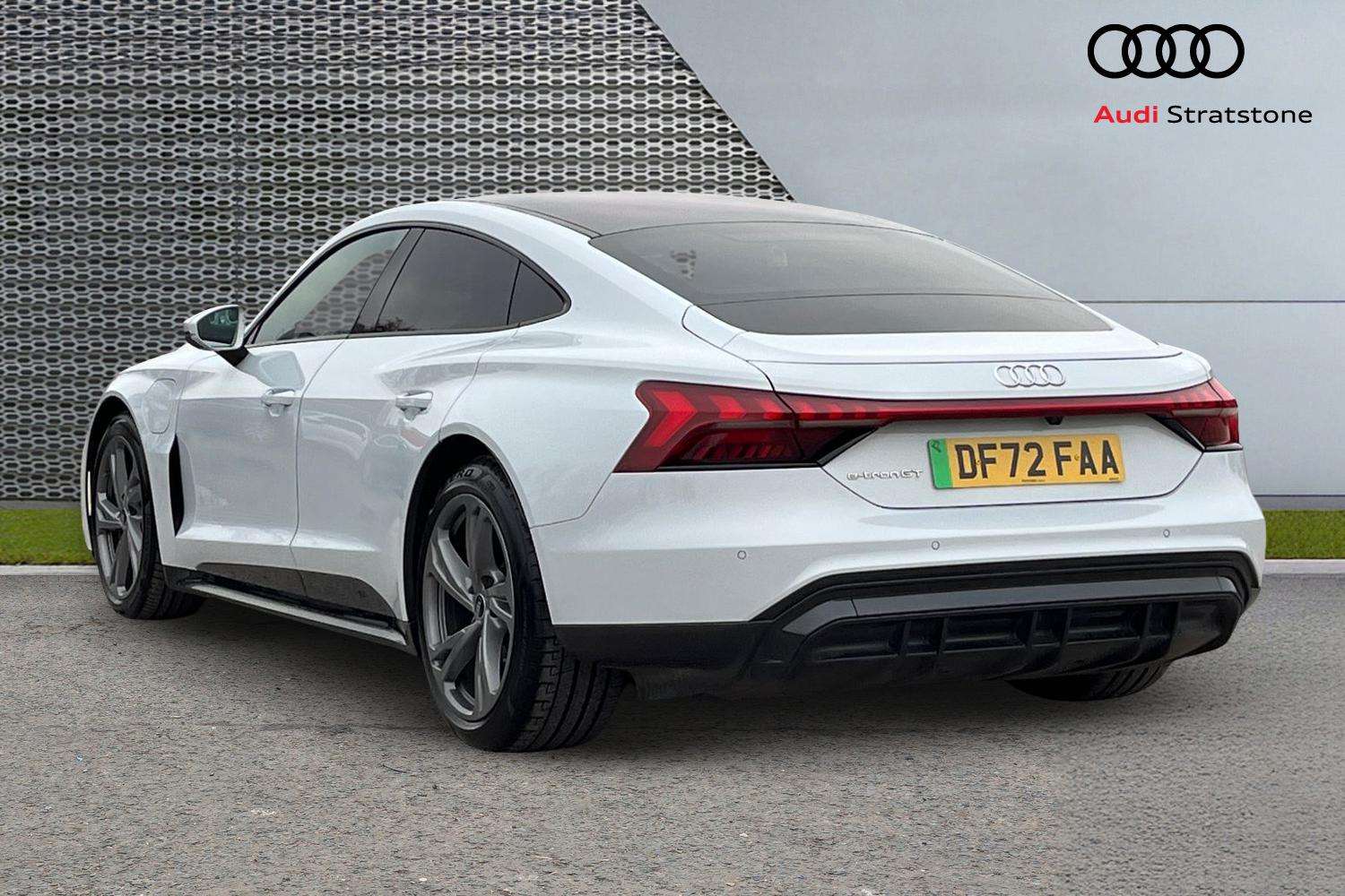 Used Audi e-tron GT 2022 for sale - 77068619: Photo 3