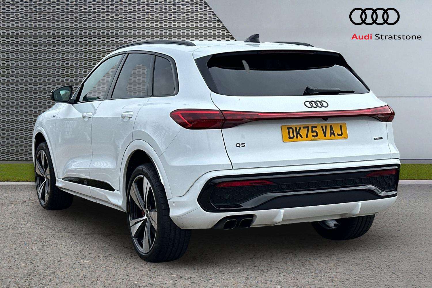 Used Audi Q5 2025 for sale - 77885859: Photo 3