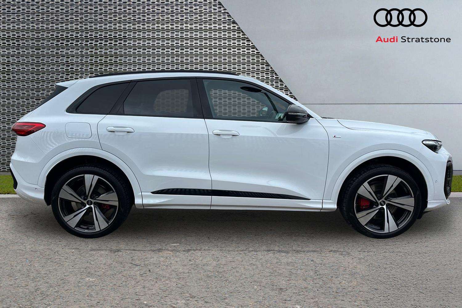 Used Audi Q5 2025 for sale - 77885859: Photo 4