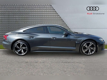 Used Audi e-tron GT 2023 for sale - 79250965: Photo