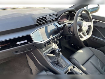 Used Audi Q3 2025 for sale - 78149167: Photo