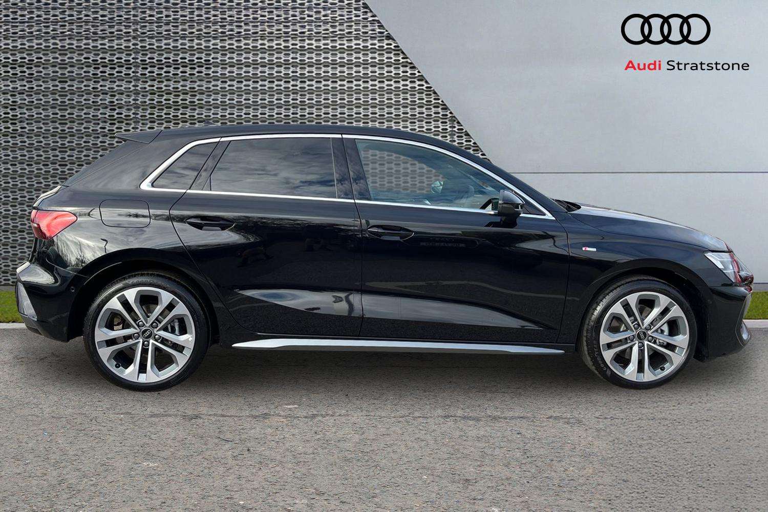 Used Audi A3 2025 for sale - 76928956: Photo 4