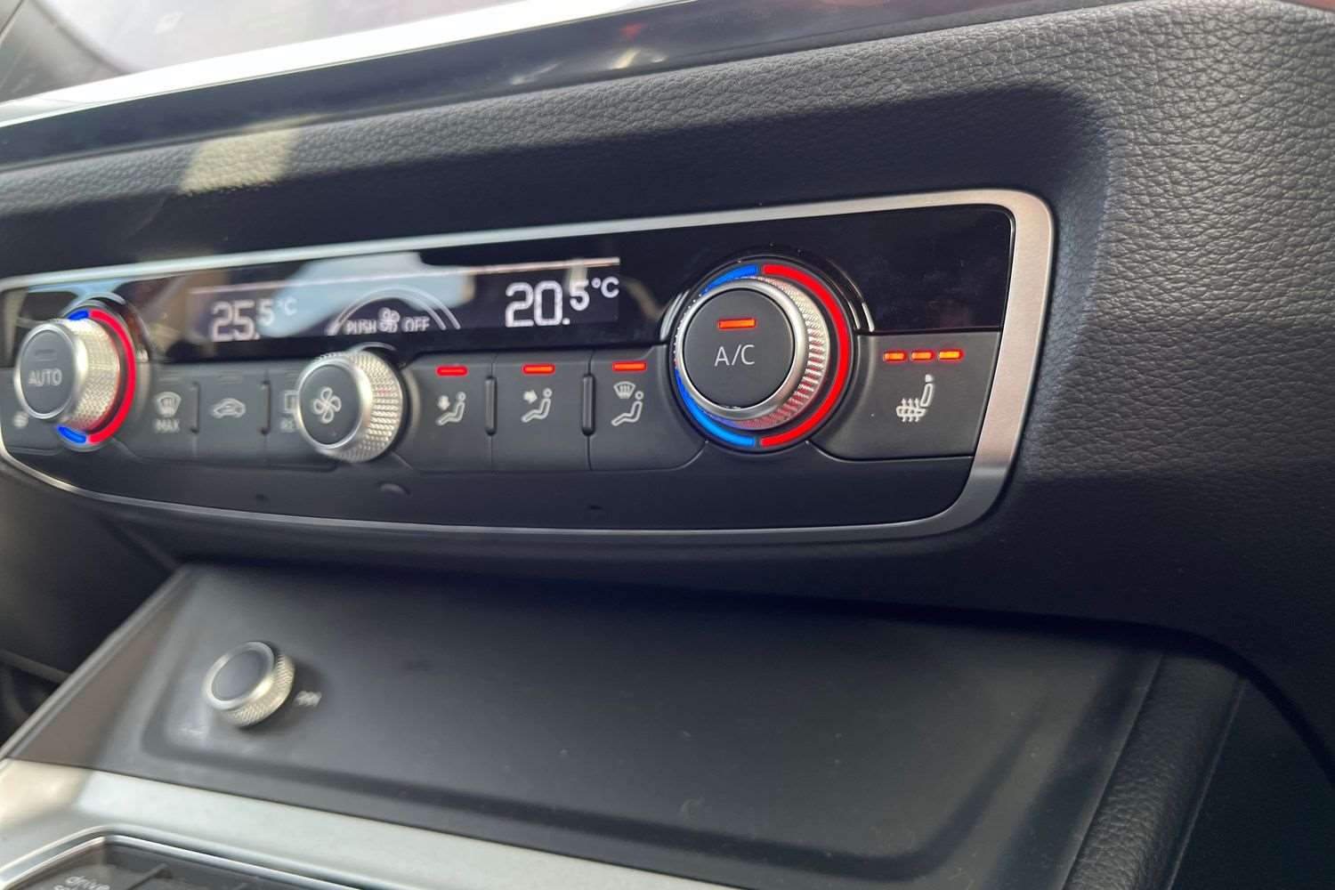 Used Audi Q3 2023 for sale - 77649003: Photo 28