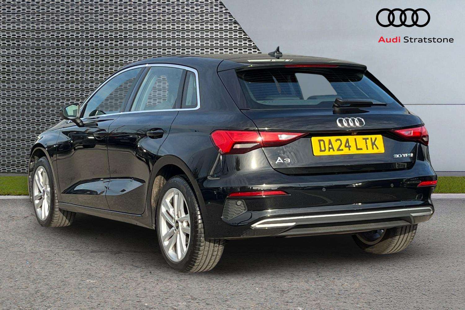 Used Audi A3 2024 for sale - 77928653: Photo 3