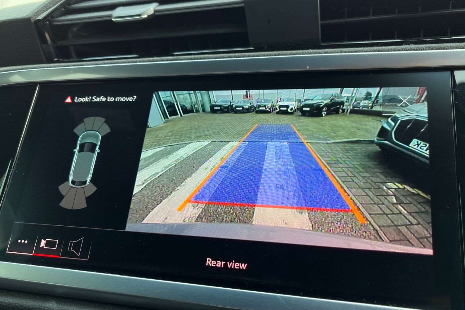 Used Audi RS Q3 2022 for sale - 77032129: Photo 32