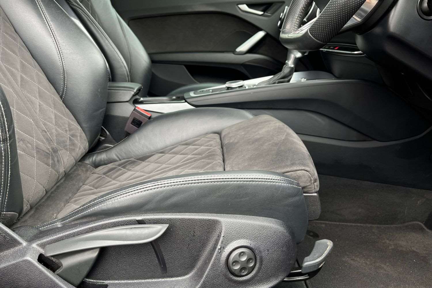 Used Audi TT 2019 for sale - 78052031: Photo 32