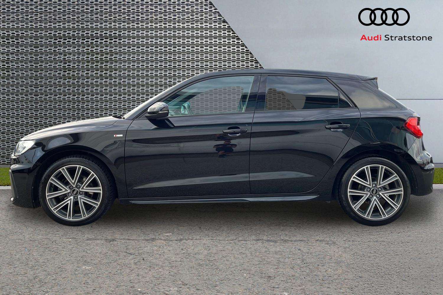 Used Audi A1 2022 for sale - 76339725: Photo 8