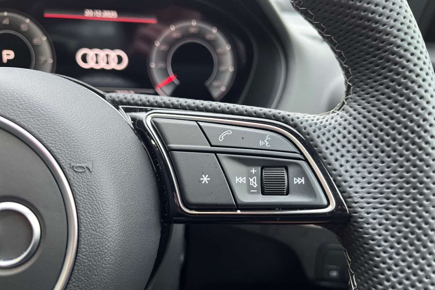 Used Audi Q2 2025 for sale - 77044200: Photo 17