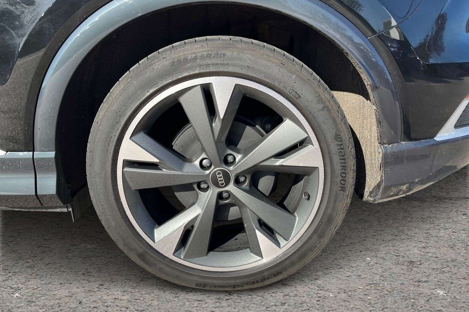 Used Audi Q4 e-tron 2025 for sale - 77928631: Photo 10