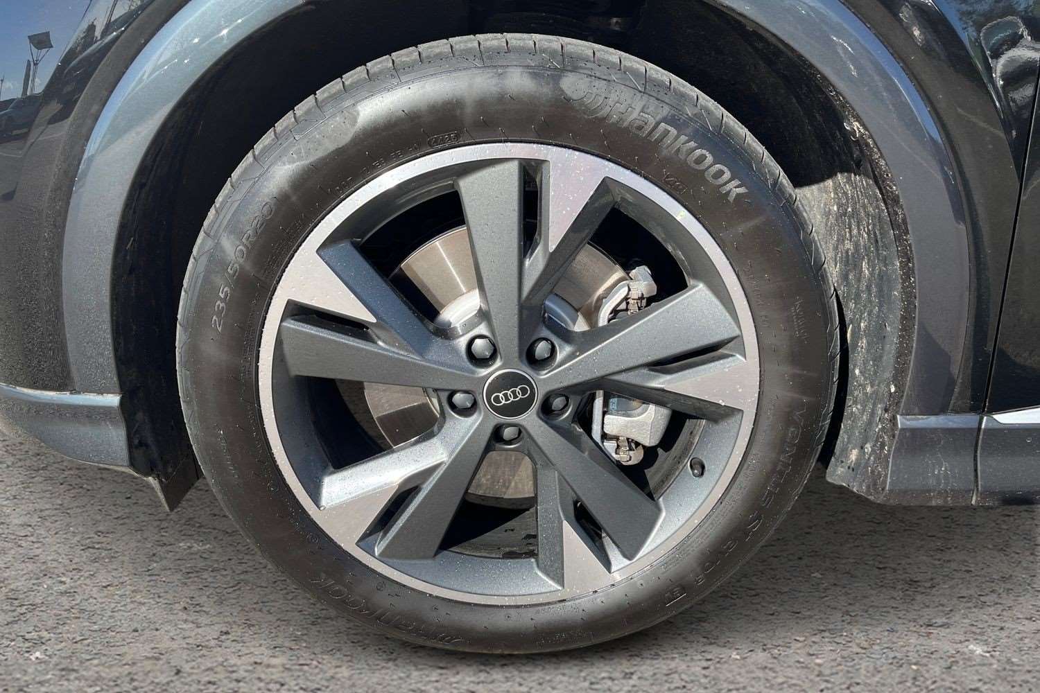 Used Audi Q4 e-tron 2025 for sale - 77928631: Photo 11