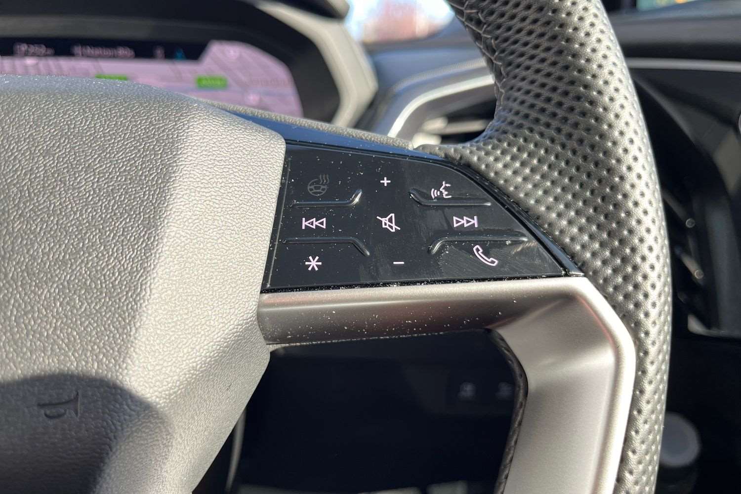 Used Audi Q4 e-tron 2025 for sale - 77928631: Photo 17