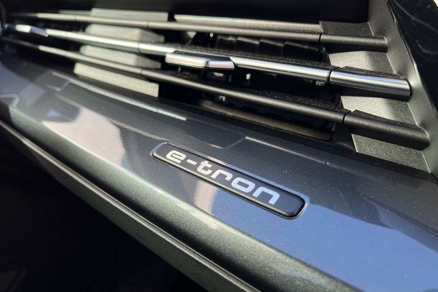 Used Audi Q4 e-tron 2025 for sale - 77928631: Photo 31