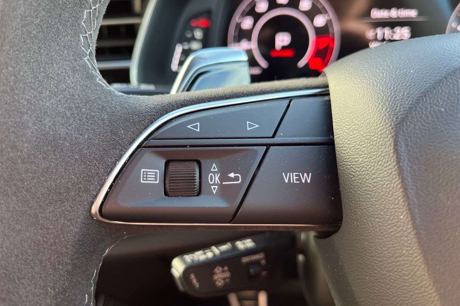 Used Audi RS Q8 2024 for sale - 76648859: Photo 16